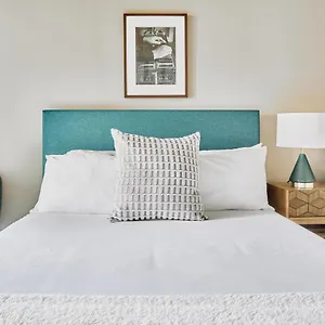 https://the-guild-the-gulch-velocity.nashville-hotels.org